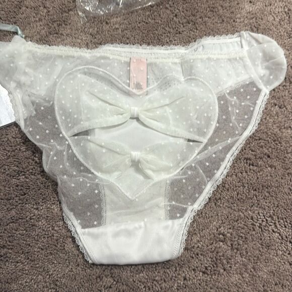 “Bride” rhinestone panties VS I do collection size M - Picture 8 of 8